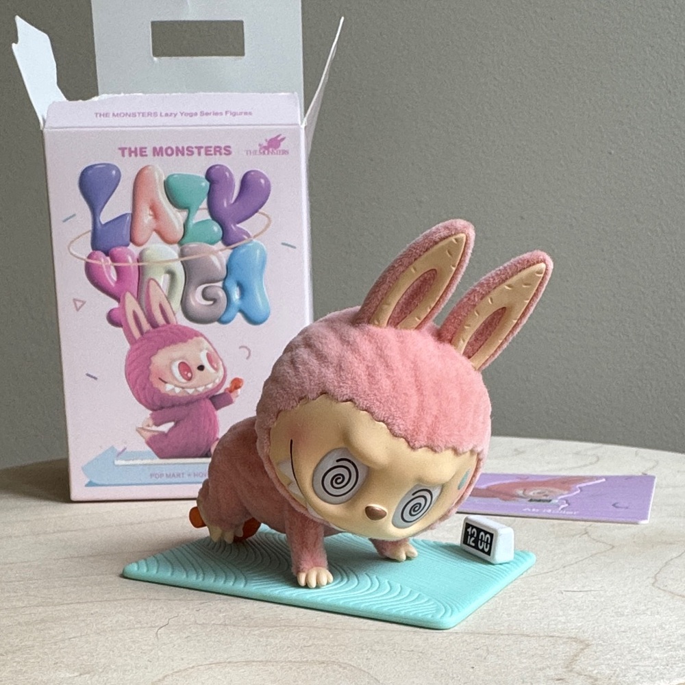 LABUBU Lazy Yoga Ab Roller Opened